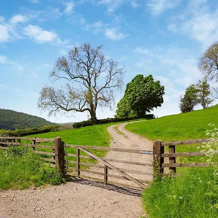 Ristbrow Farm Holiday home *